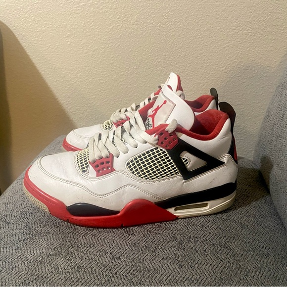 Air Jordan 4 retro 8.5 - Picture 1 of 14